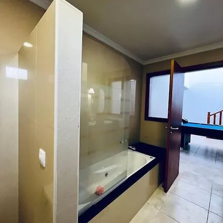 Villa Lovely Casa Suenos, Heated Pool X Snooker Table