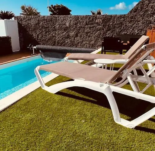 Vila Lovely Casa Suenos, Vista Lobos, Heated Pool X Snooker Table Playa Blanca (Lanzarote)